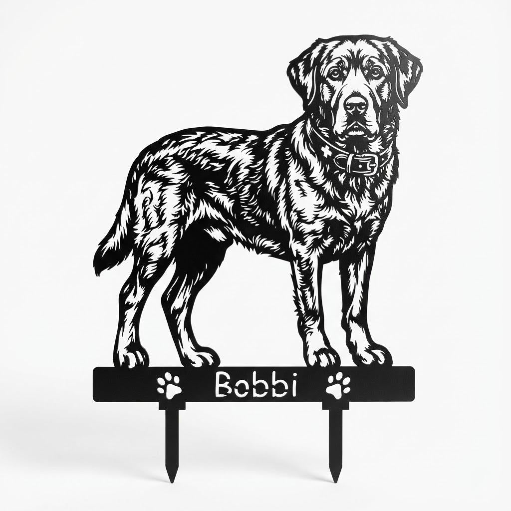 Personalisiertes Metallporträt eines Labradors mit Namensschild für den Garten