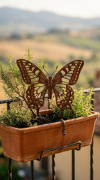 Edelrost Gartenstecker Schmetterling Schwalbenschwanz – Filigrane Metalldeko für Ihren Garten